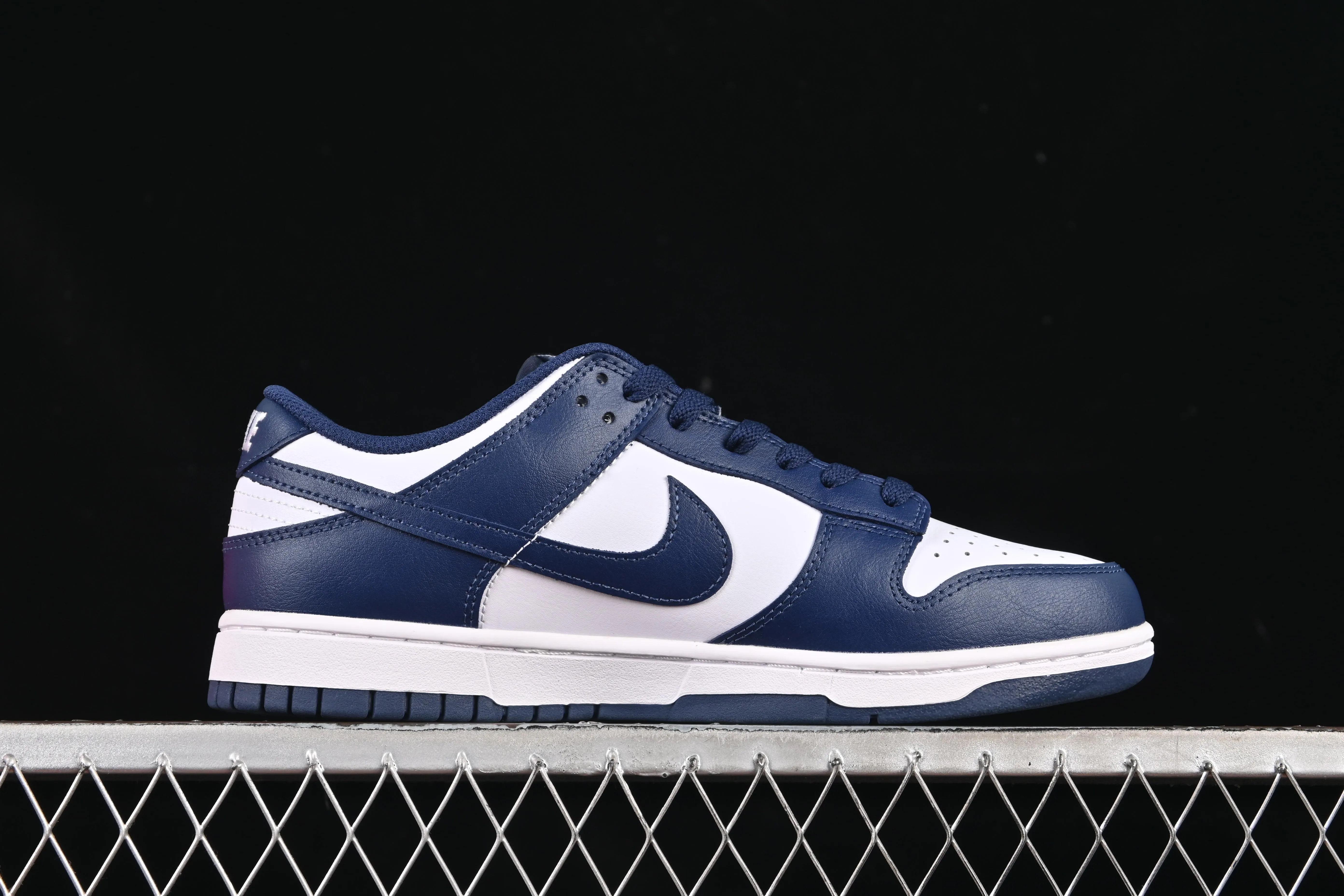 All categories Nk SB Dunk series Nk SB Dunk Low low-top sneakers Nike SB Dunk Low white blue low-top casual sneakers HF5441-107